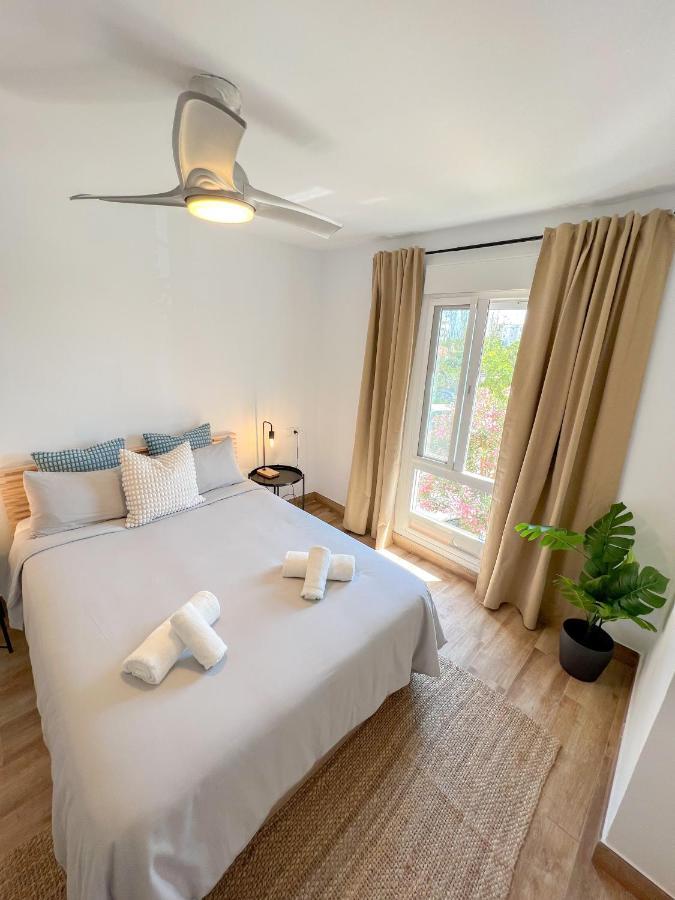 Bright & Cozy Apartment Acuario Beach&Pool เบนัลมาเดนา ภายนอก รูปภาพ